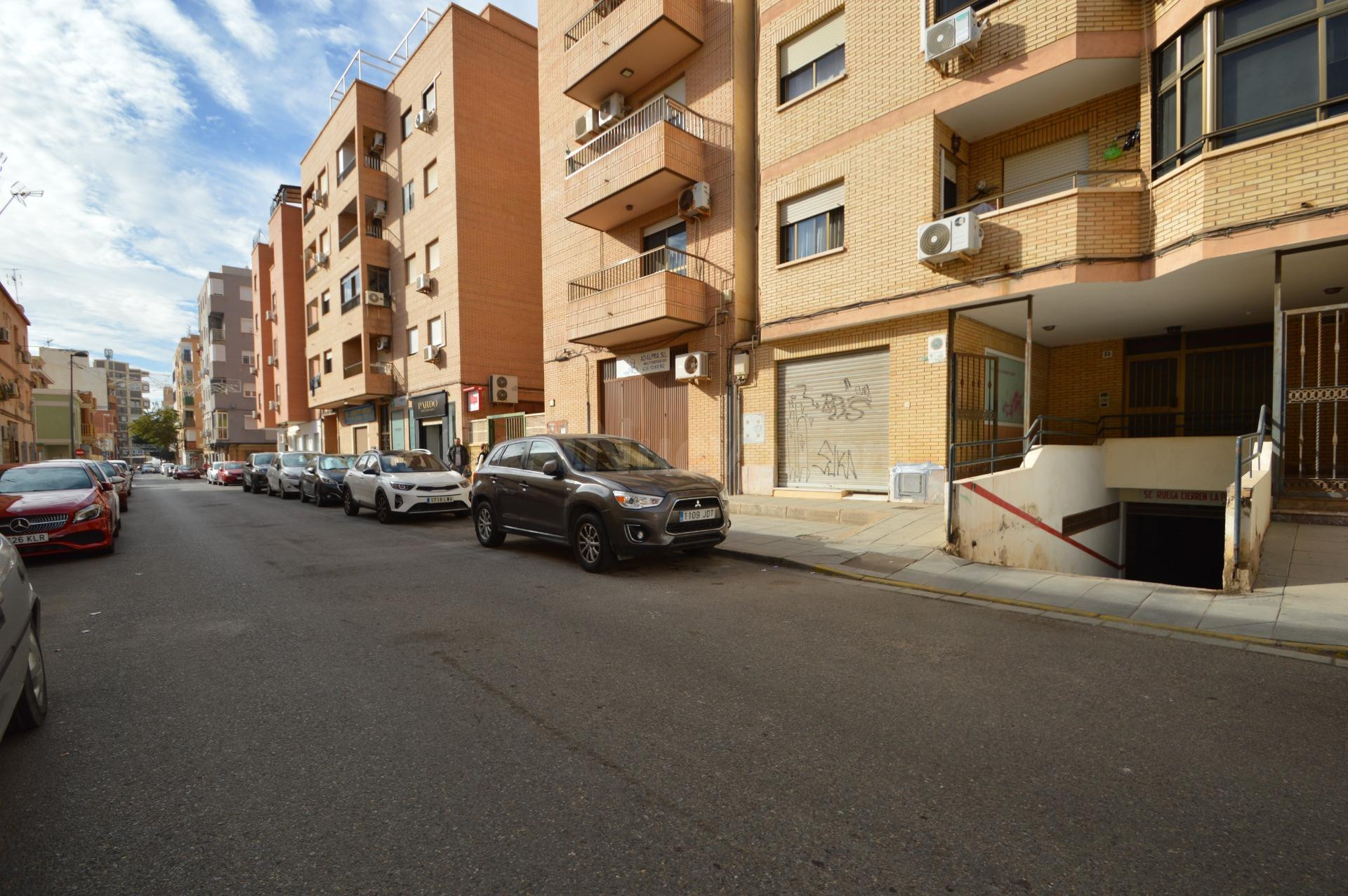 PLAZA PARKING PARA MOTOS o VEHICULO PEQUEÑO (ZAPILLO) - foto 5