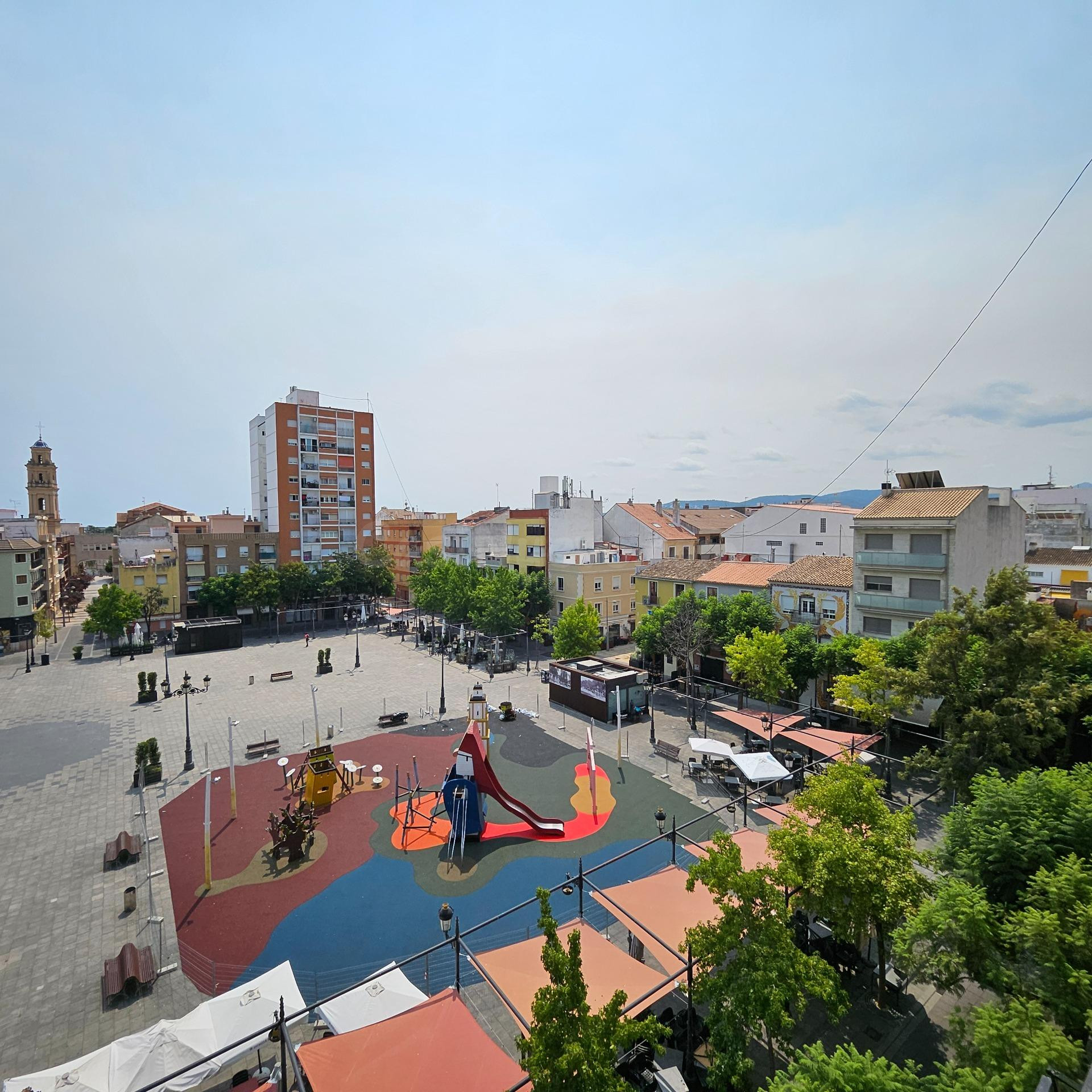¡Descubre tu nuevo hogar en la mejor ubicación de Gandia! - foto 5
