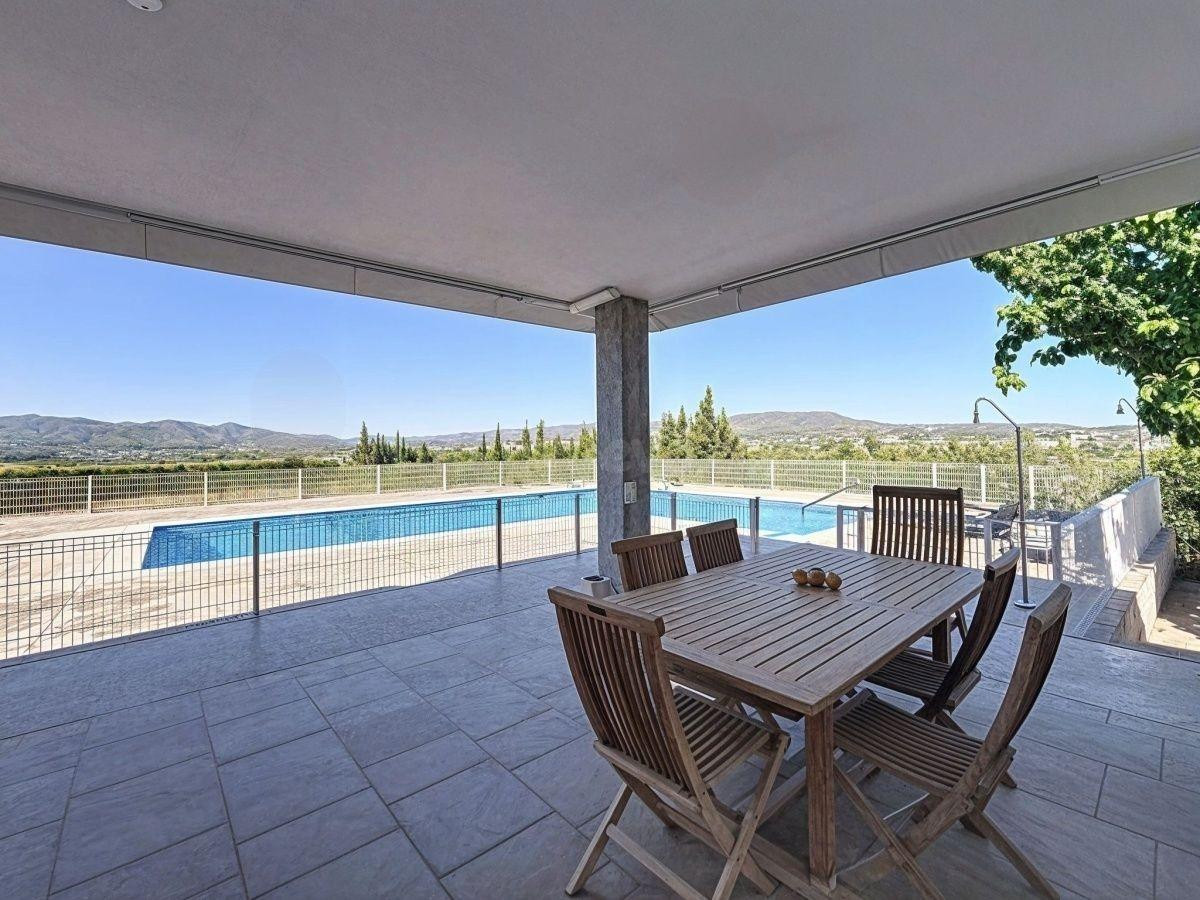 Espectacular chalet independiente con piscina, 6.800 m2 de p - foto 3
