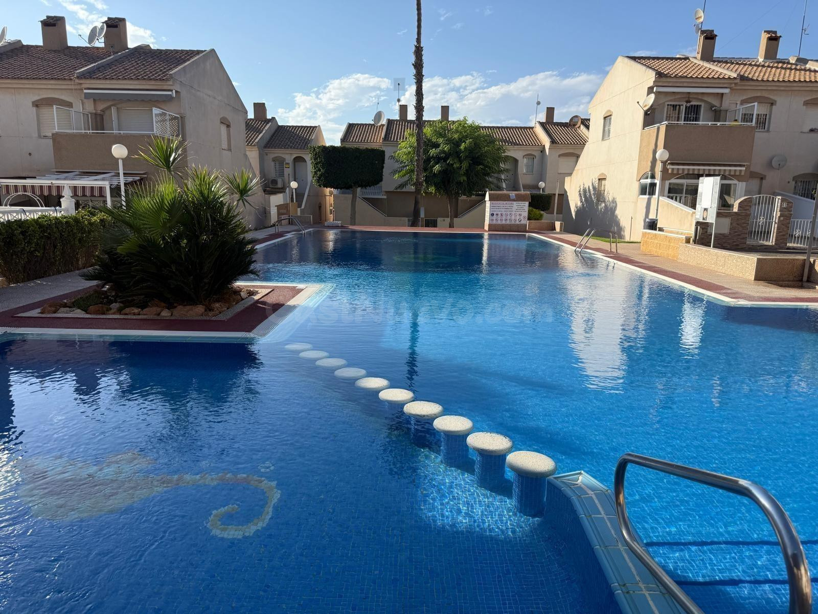 MAGNIFICO BUNGALOW DE PLANTA BAJA CON PISCINA COMUNITARIA, I - foto 5