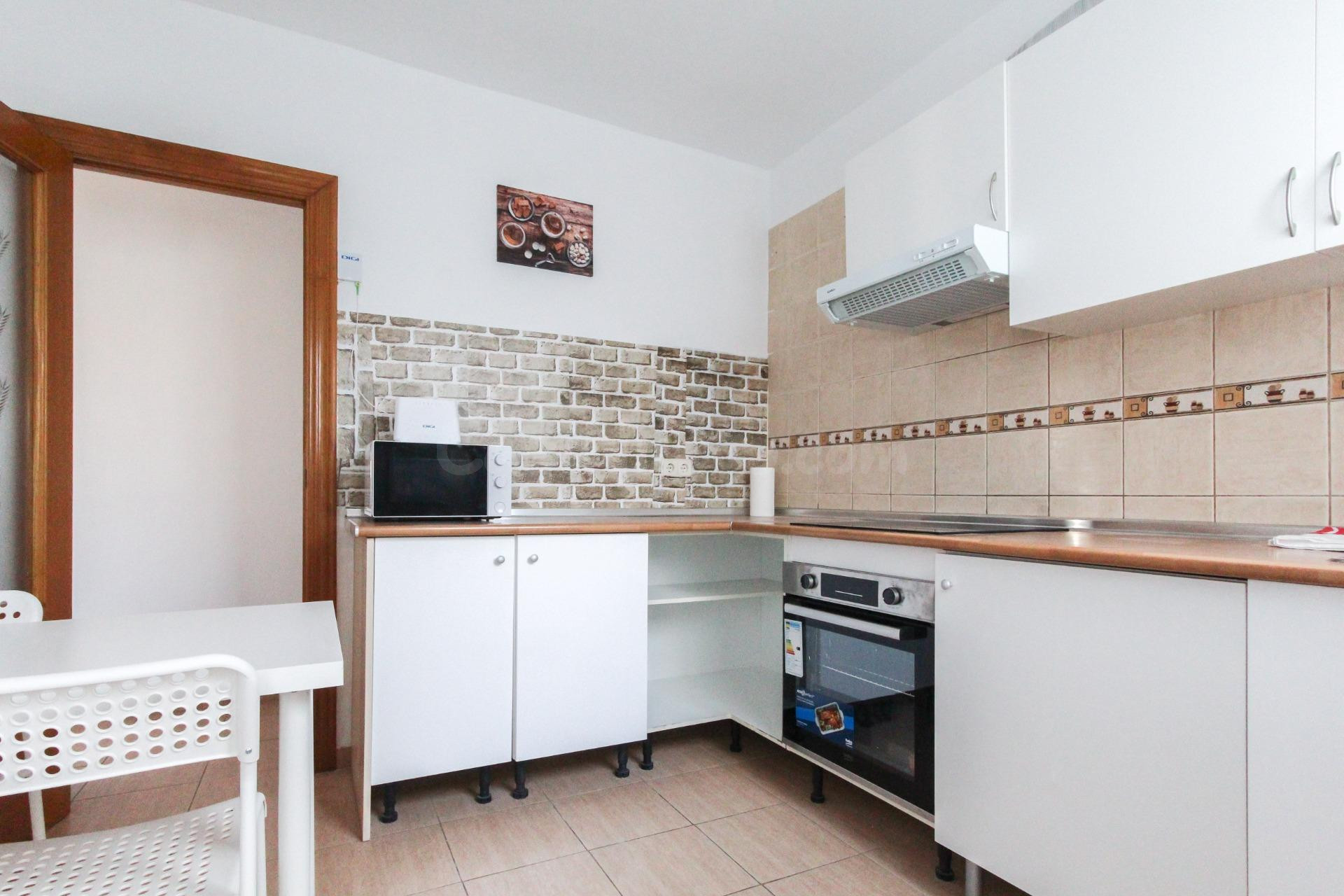 Piso céntrico y versátil en Xirivella ¡Tu nuevo hogar a un p - foto 3
