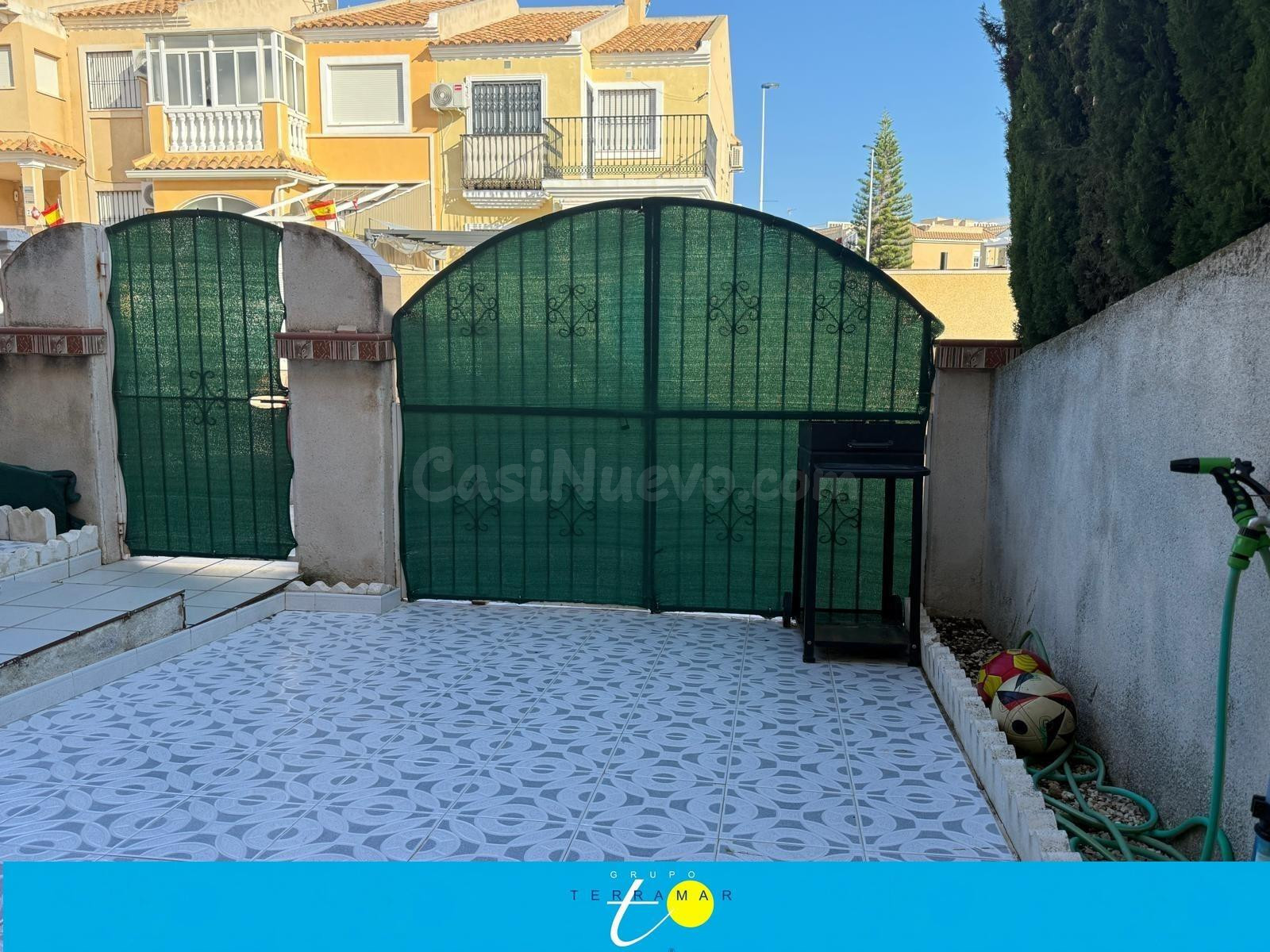 ESTUPENDO BUNGALOW EN PLANTA BAJA CON PISCINA COMUNITARIA, I - foto 2