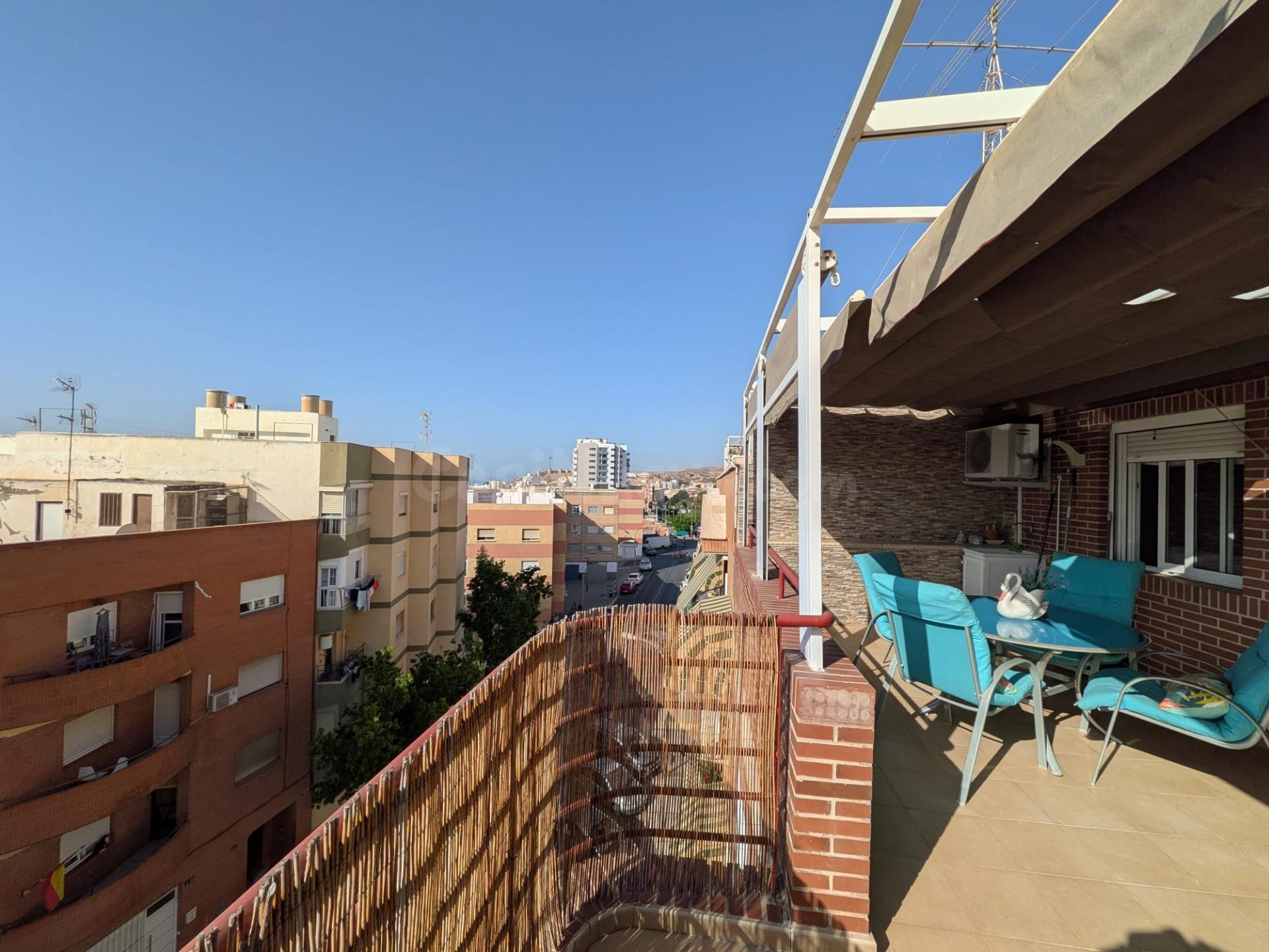 Piso para Estudiantes: Comodidad y Espacio en el Corazón de  - foto 2