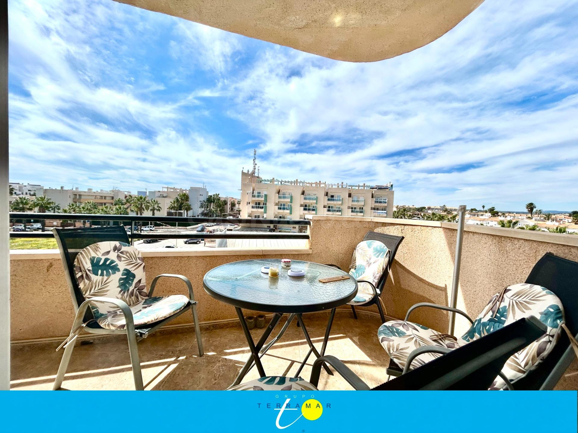 FANTASTICO APARTAMENTO CON PISCINA COMUNITARIA, IDONEO COMO 