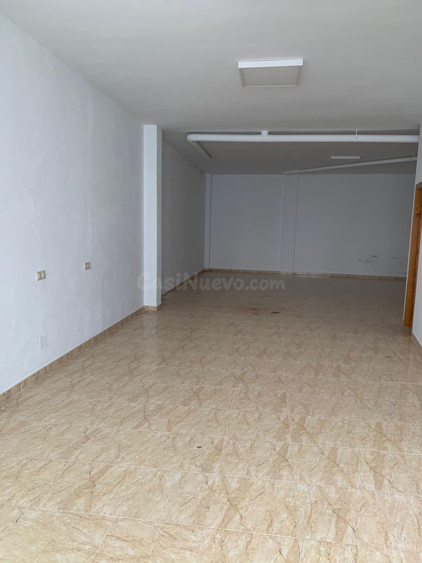 LOCAL COMERCIAL