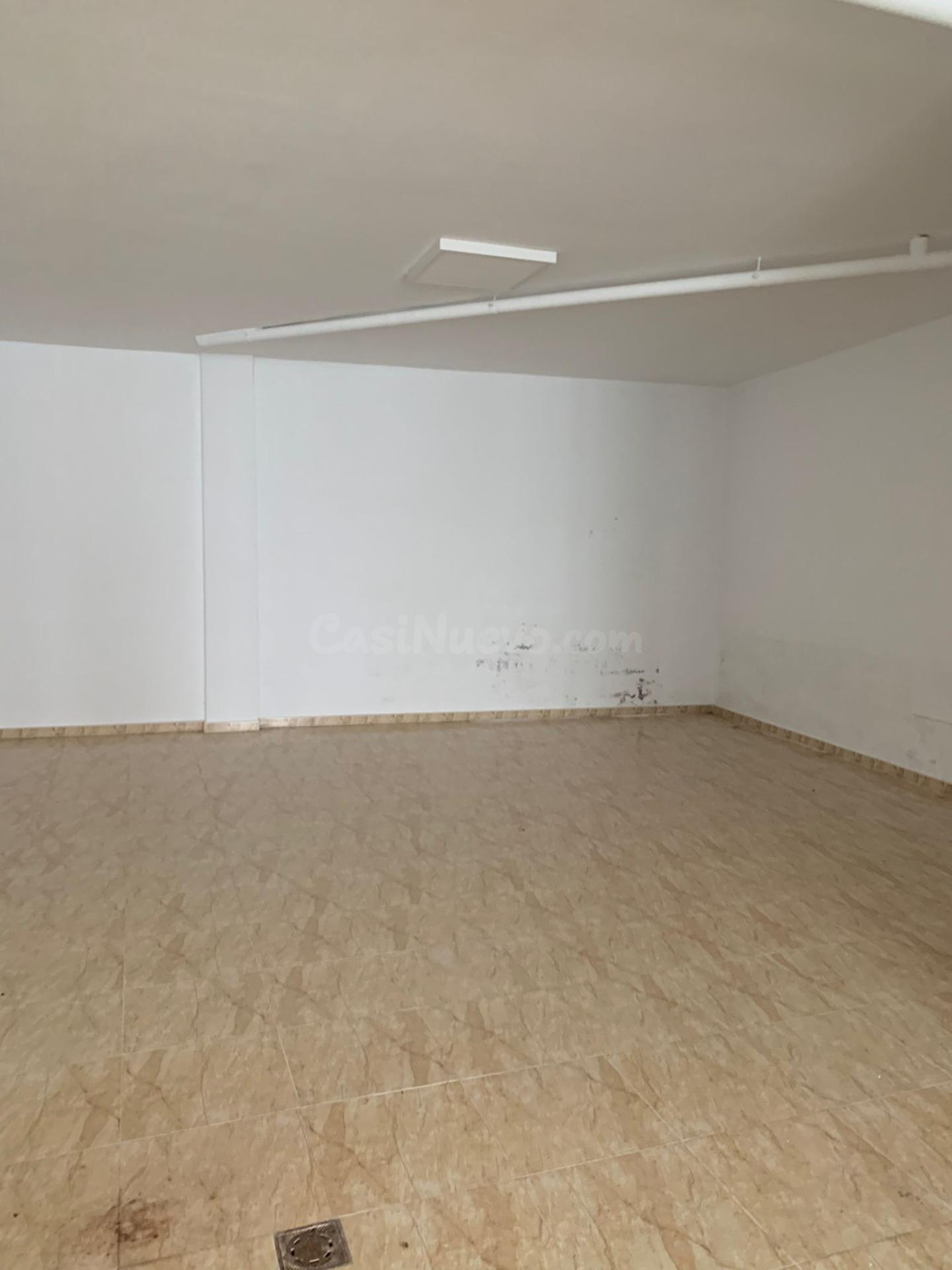 LOCAL COMERCIAL - foto 2