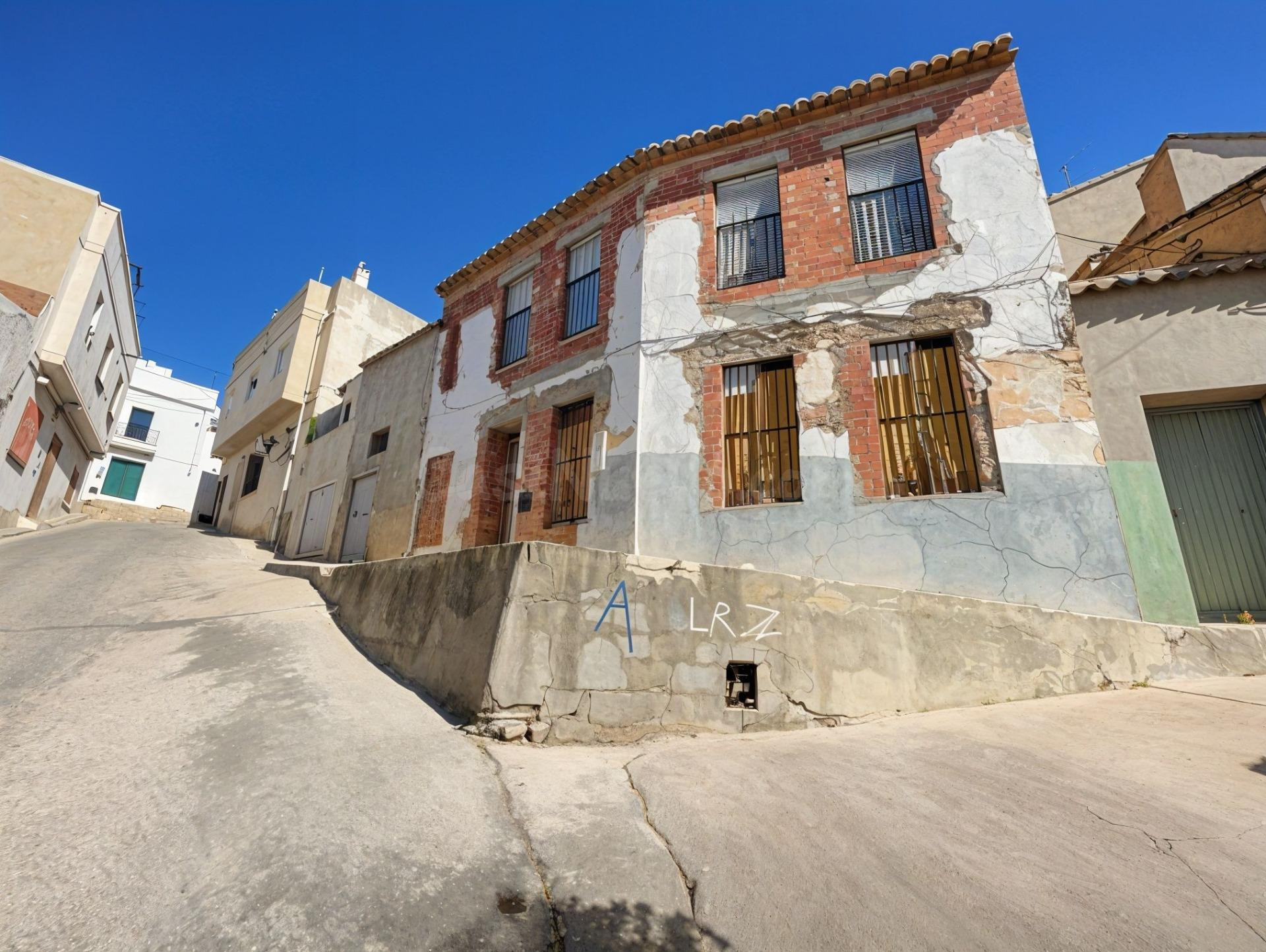 ¡Gran oportunidad de inversión y proyecto a medida en el Cas - foto 2