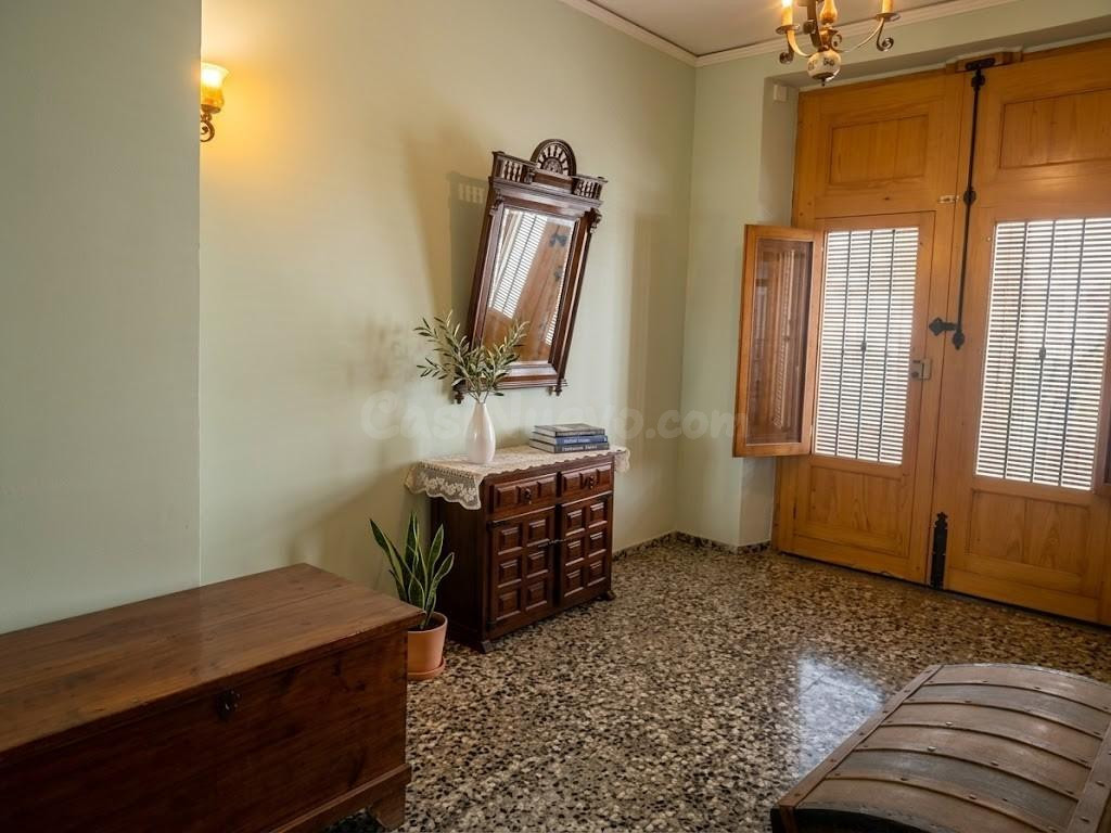 ¡ATENCIÓN INVERSIONISTAS! EDIFICIO CON ENORME POTENCIAL EN Q - foto 4