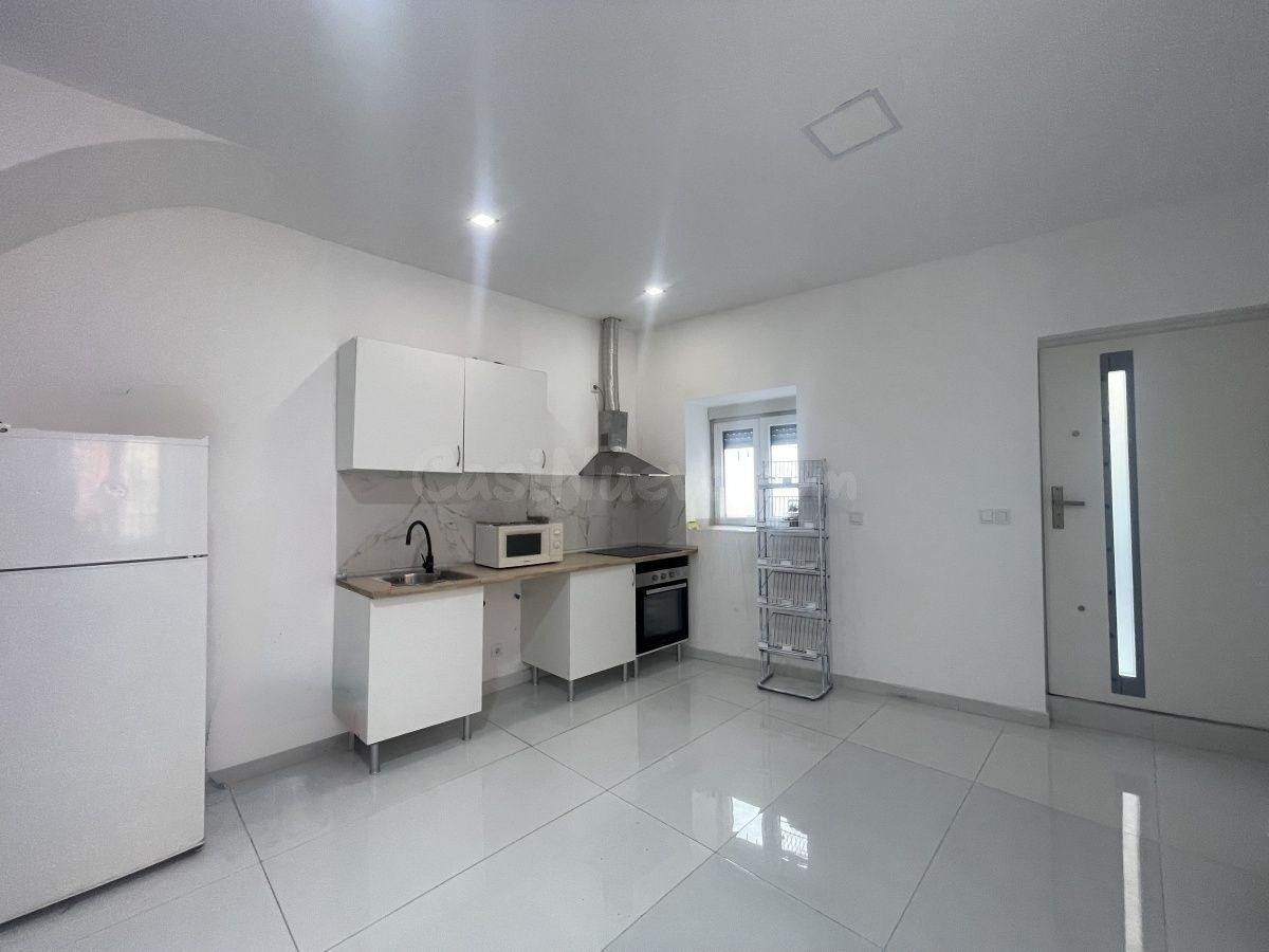 Oportunidad en el Centro de de Requena! Casa de Pueblo Total - foto 5