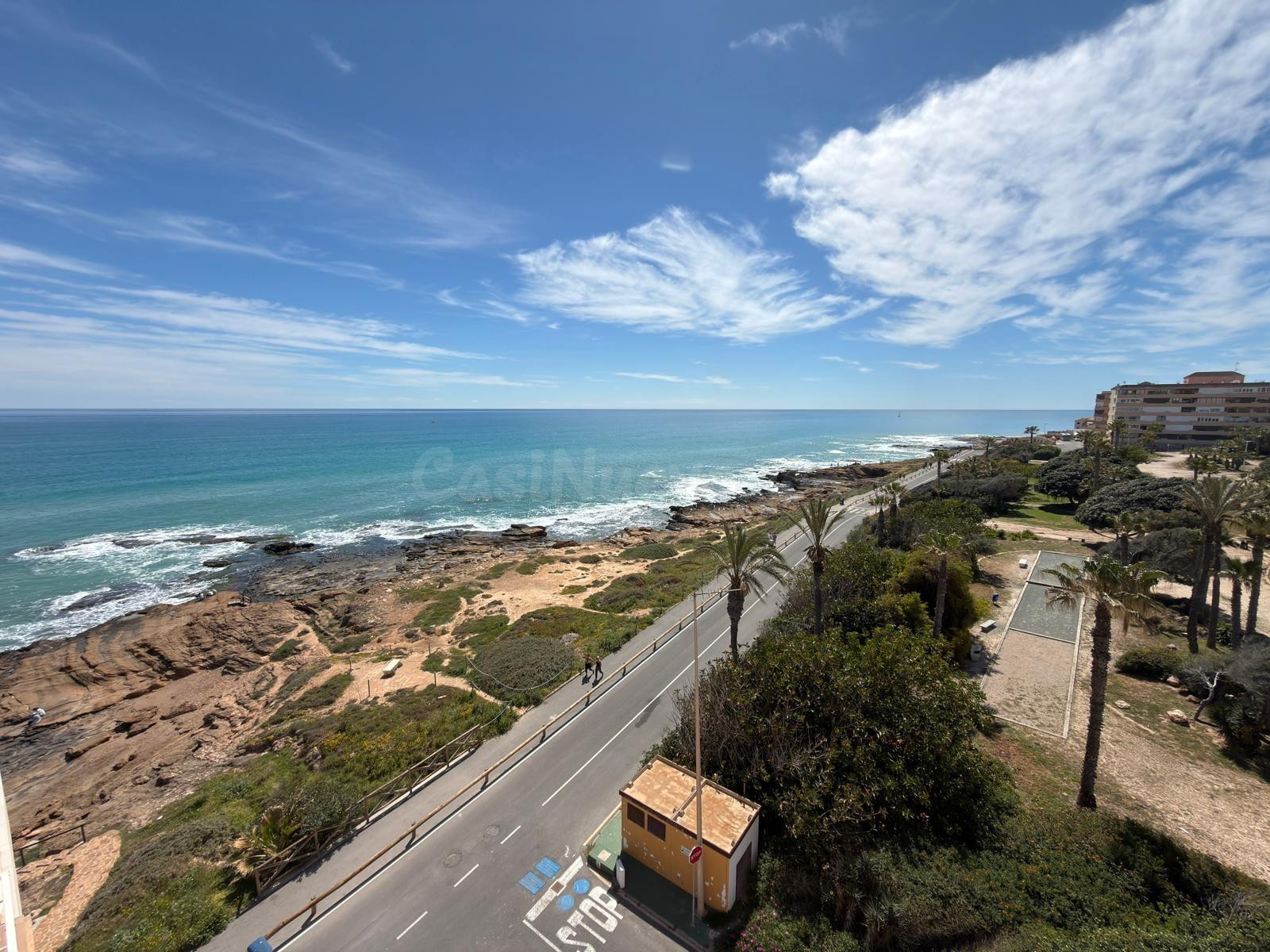 FANTASTICA VIVIENDA CON INCREIBLES VISTAS AL MAR, VENGA A VE - foto 2