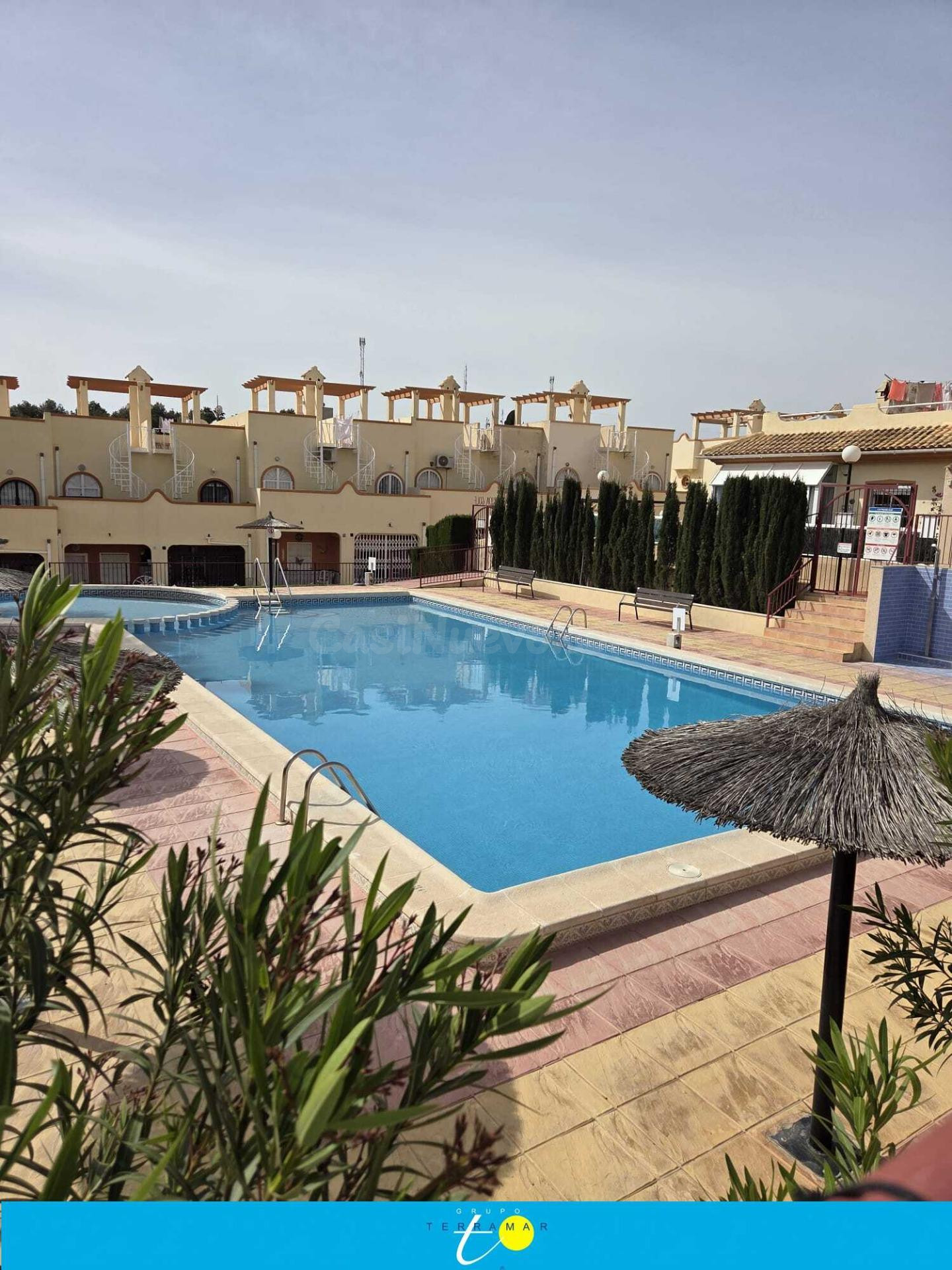 MARAVILLOSO DUPLEX CON PISCINA COMUNITARIA, A POCOS MINUTOS 