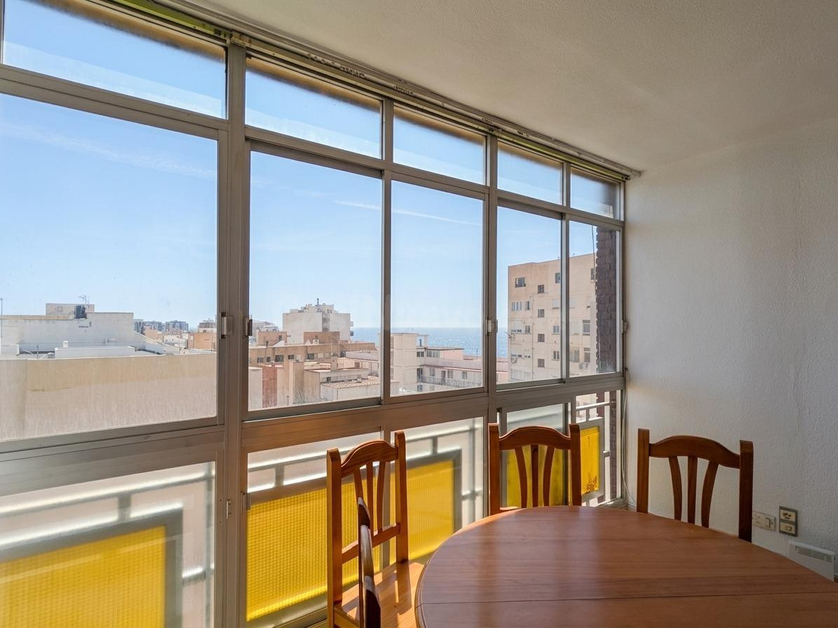 Piso de 3 habitaciones con vistas al mar para alquiler de la - foto 2