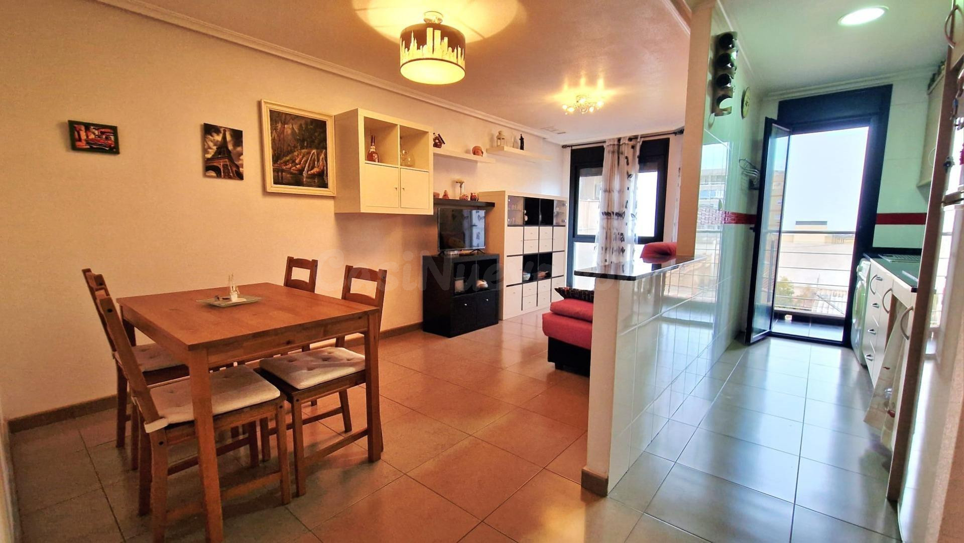 FANTASTICO Y COQUETO APARTAMENTO EN EL CENTRO DE TORREVIEJA, - foto 3