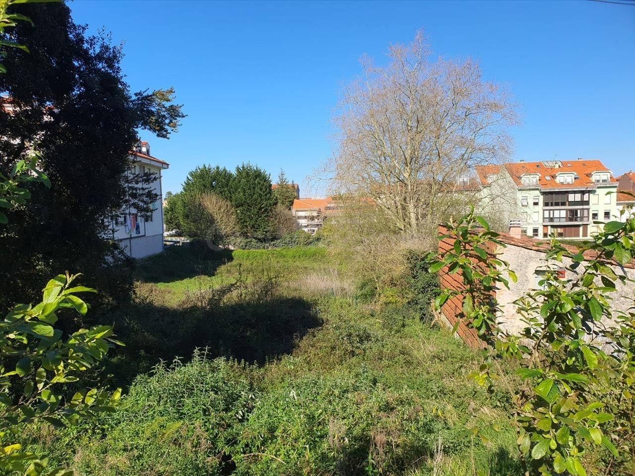 Terreno urbano en venta - Llanes - foto 2