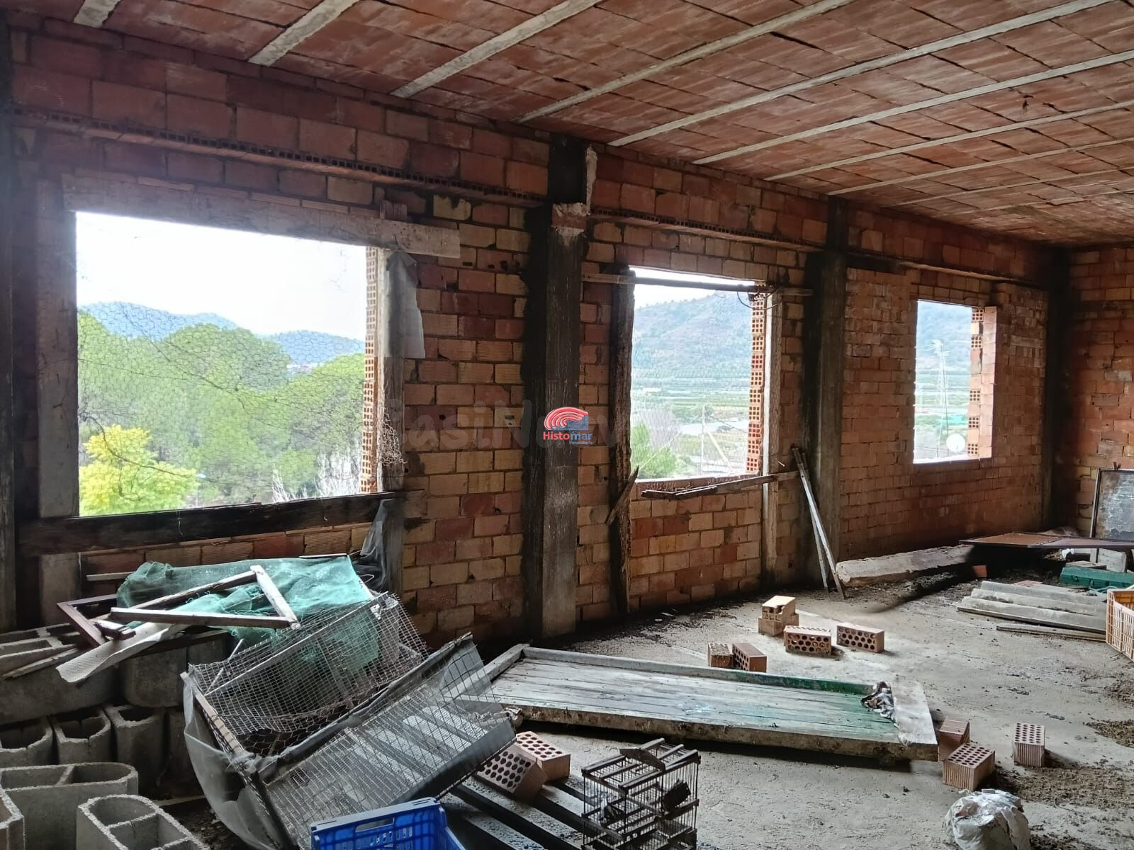 Oportunidad de Inversión en Sagunto: Solar con Construcción  - foto 2
