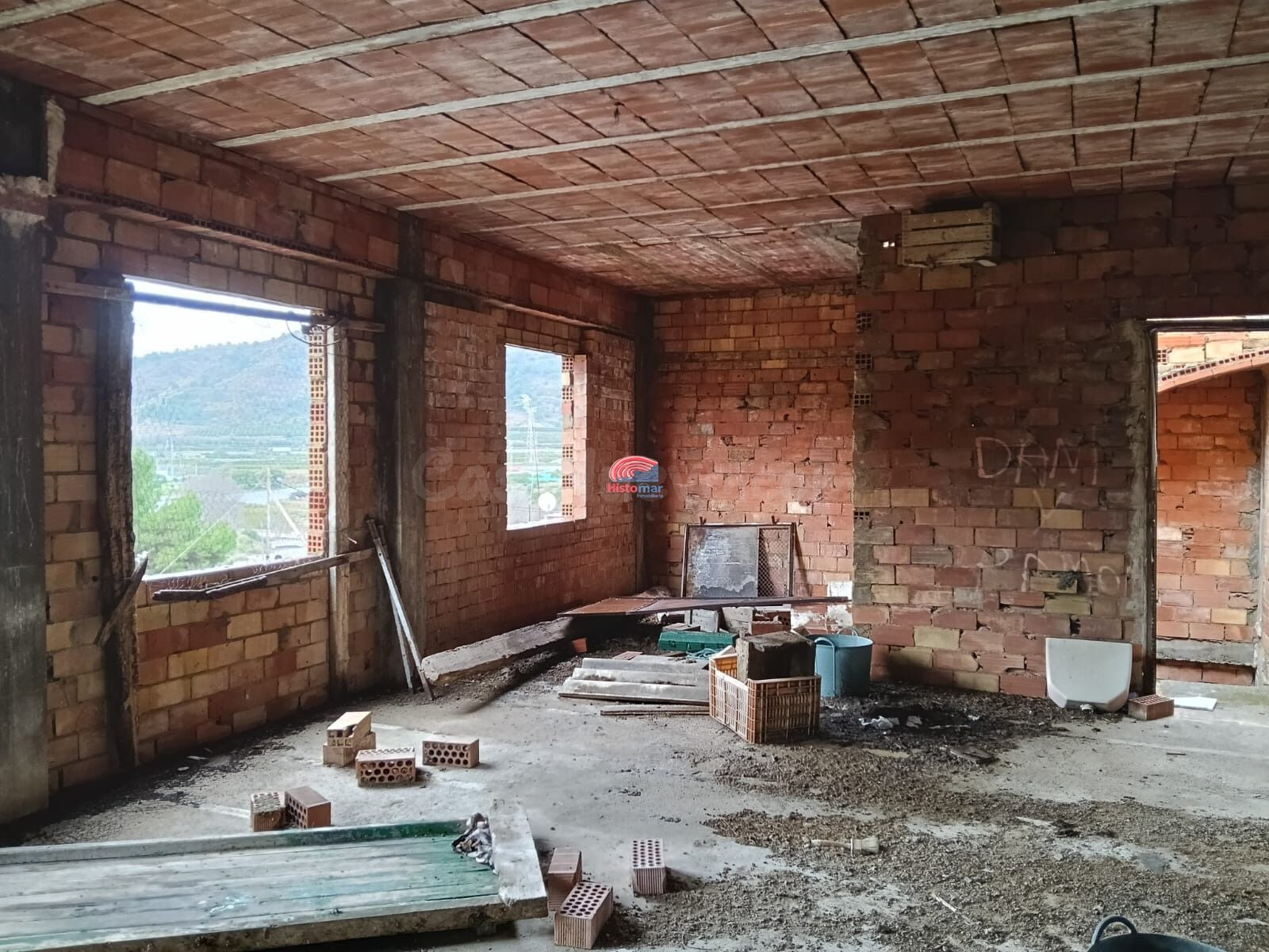 Oportunidad de Inversión en Sagunto: Solar con Construcción  - foto 3