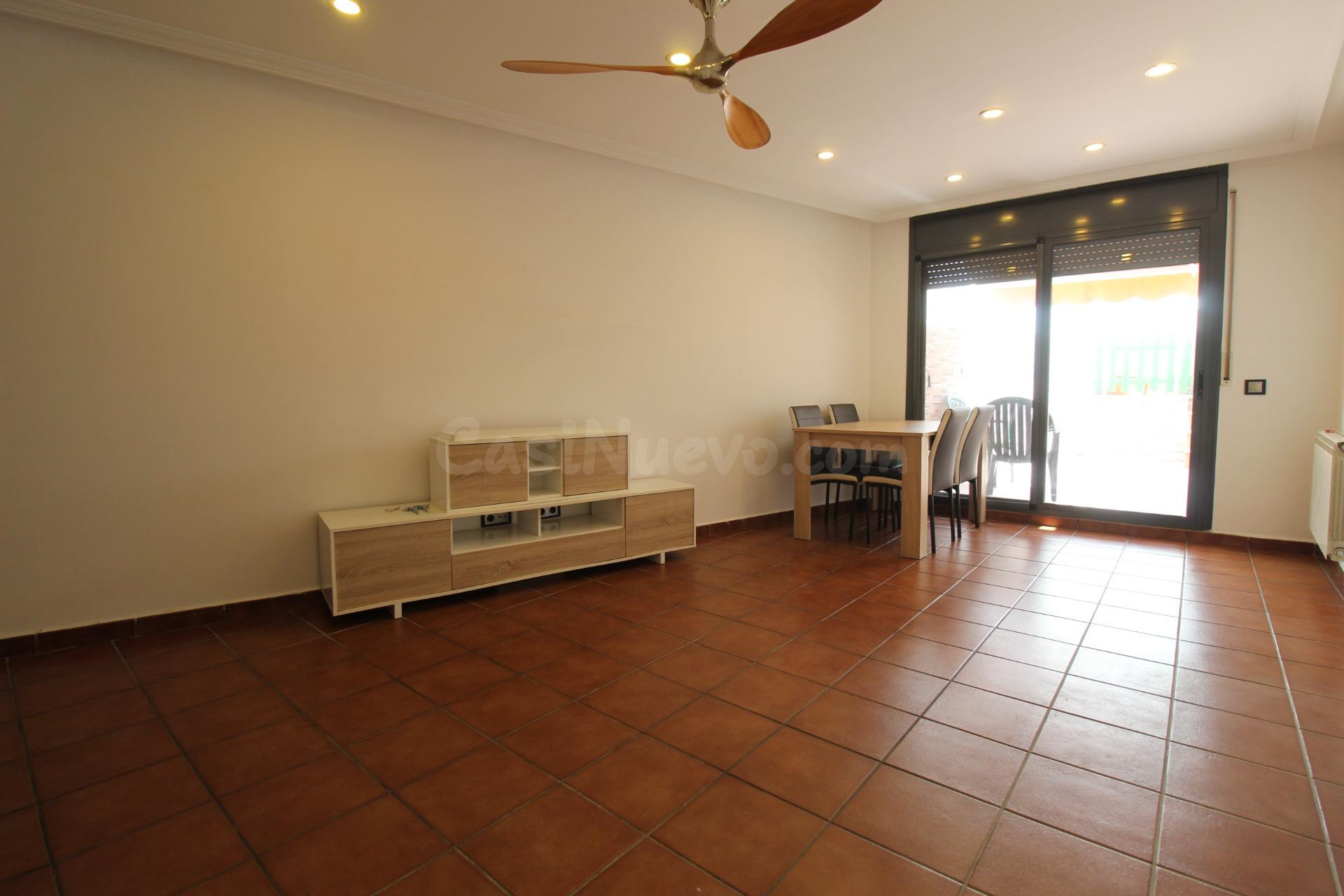 Planta baja en venta en Vilanova i la Geltrú, zona Fisa - foto 2