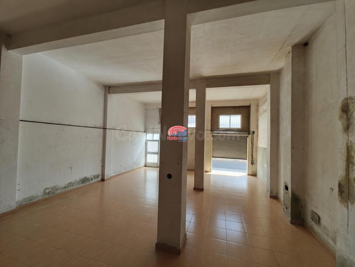 OPORTUNIDAD UNICA/ LOCAL CON POTENCIAL PARA 2 VIVIENDAS - foto 4