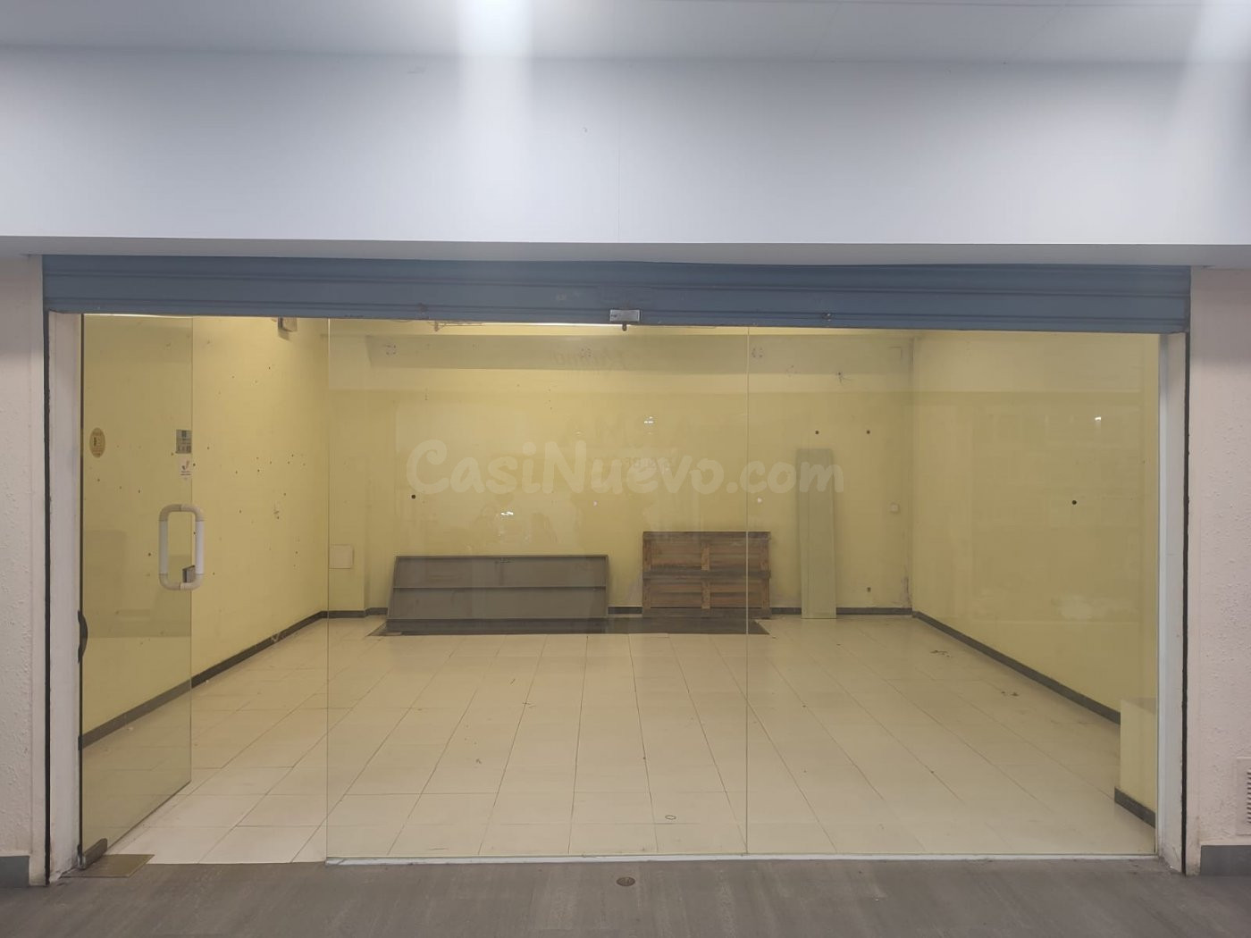 Local comercial en venta en VIlanova i la Geltrú, B Roxy