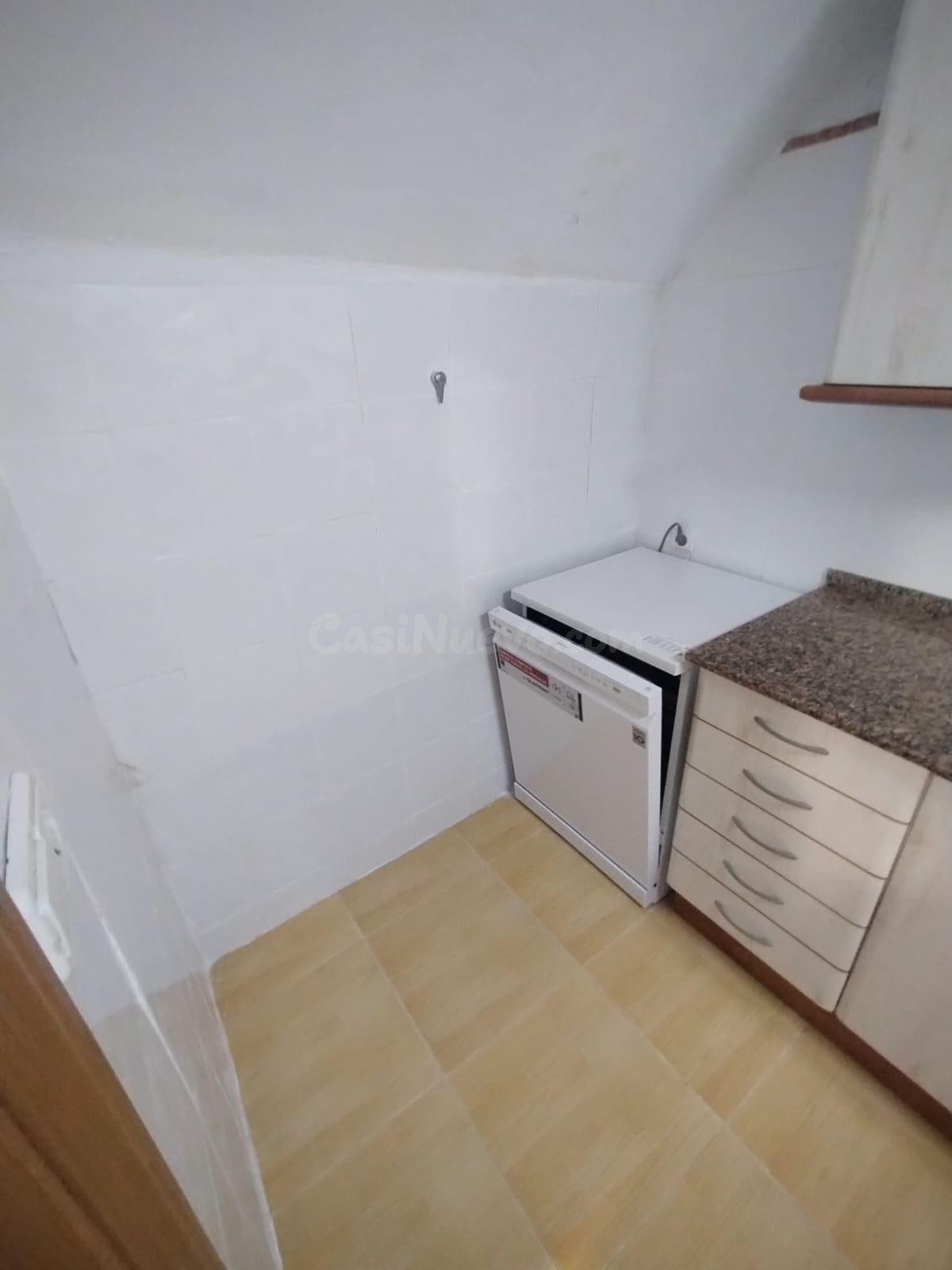 Piso en venta en Vilanova i la Geltrú, actualmente alquilado - foto 3