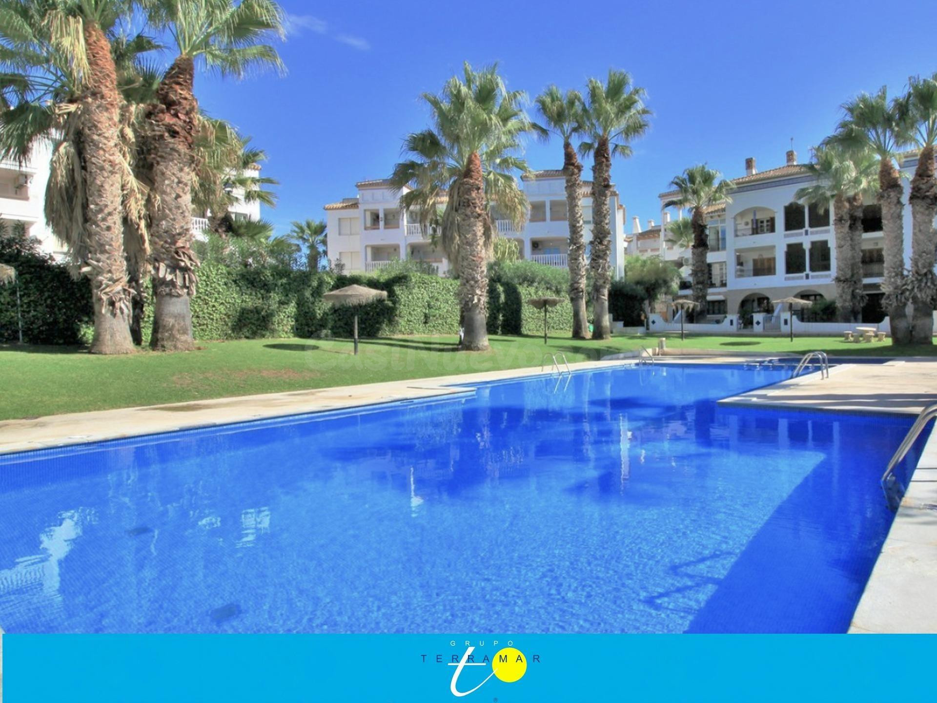 FANTASTICO APARTAMENTO CON PISCINA COMUNITARIA EN LA LUJOSA 