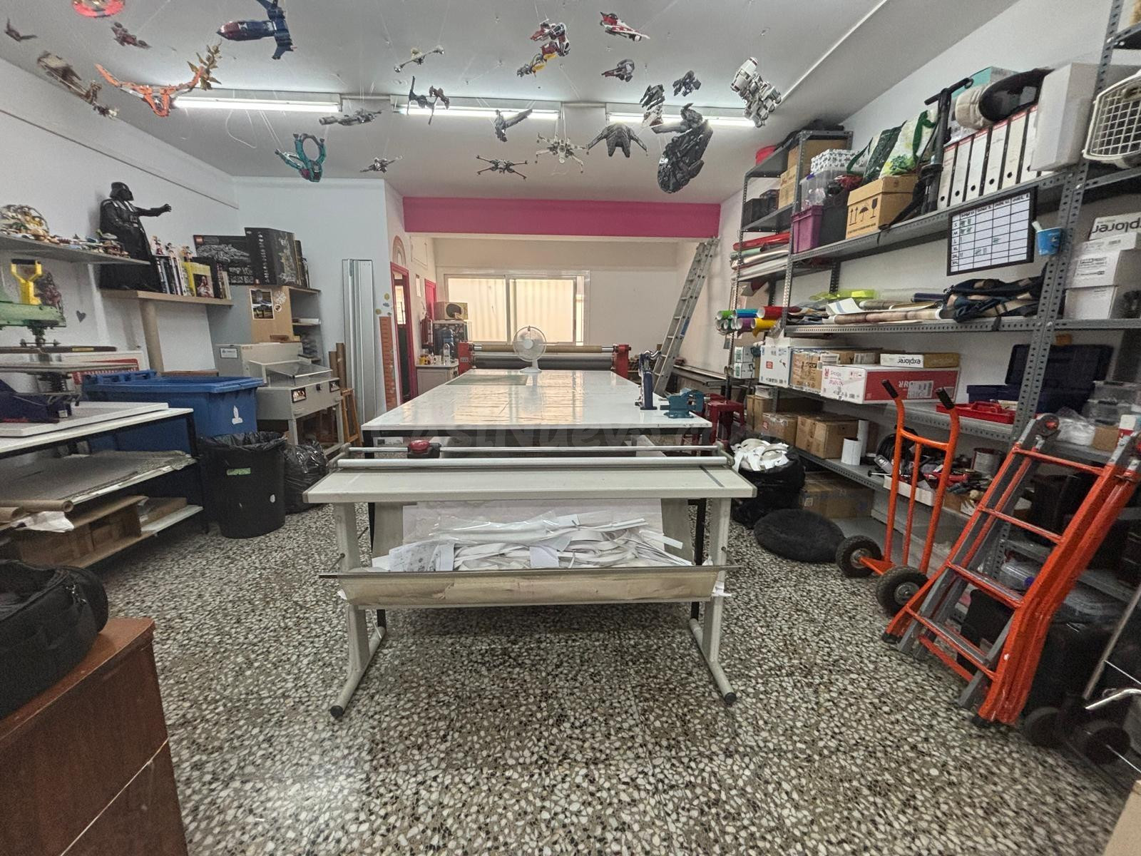 Local comercial en planta baja en el centro de Vilanova i la - foto 5