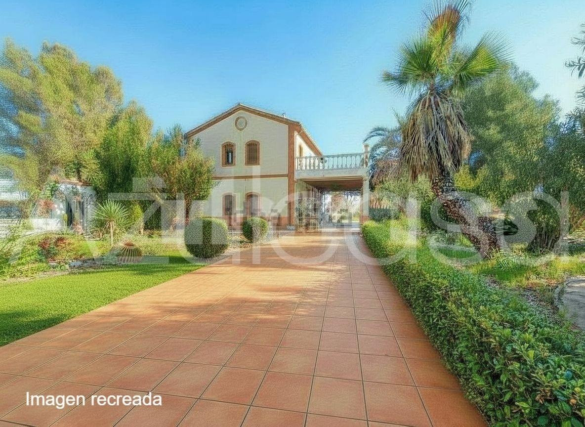 Villa con parcelas urbanas. - foto 4