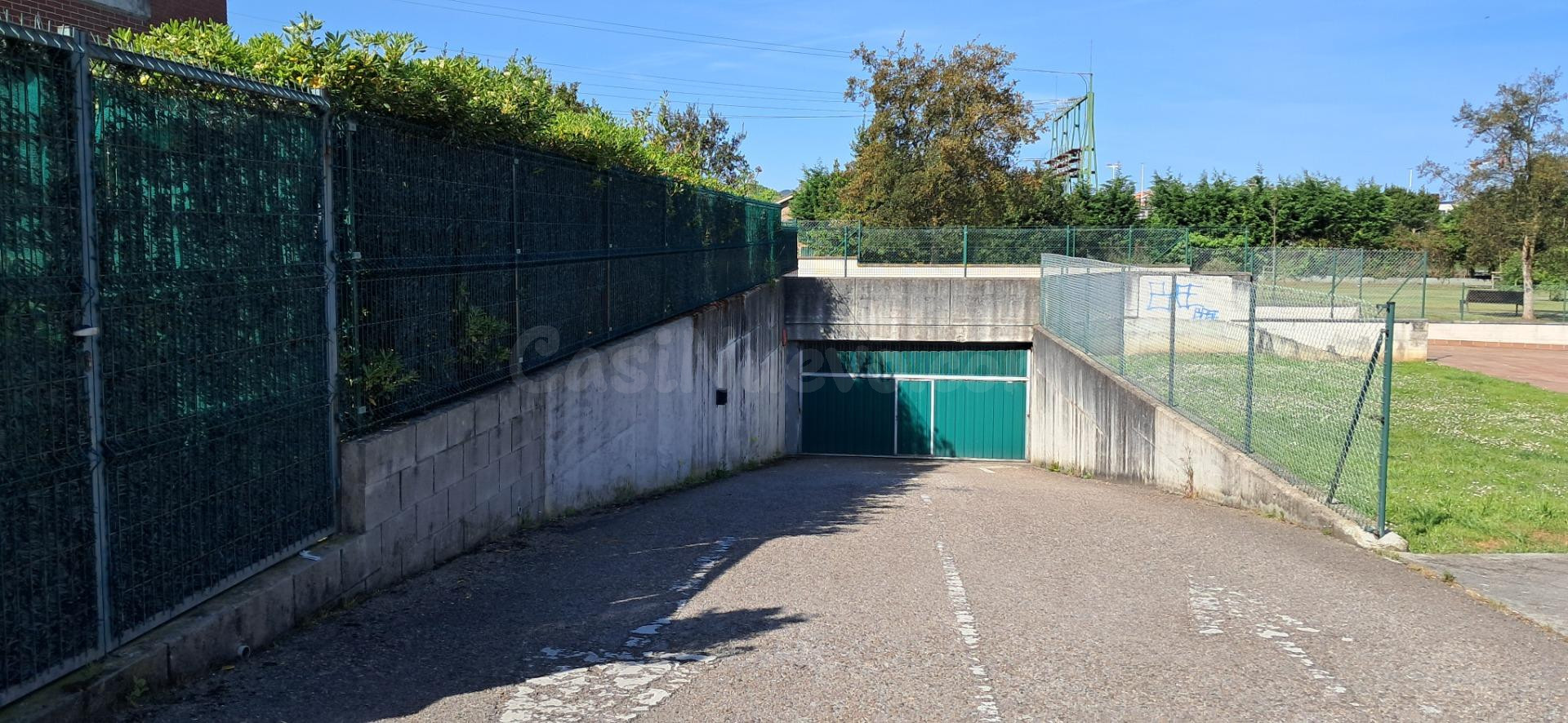 Garajes en urbanizacion marina sport