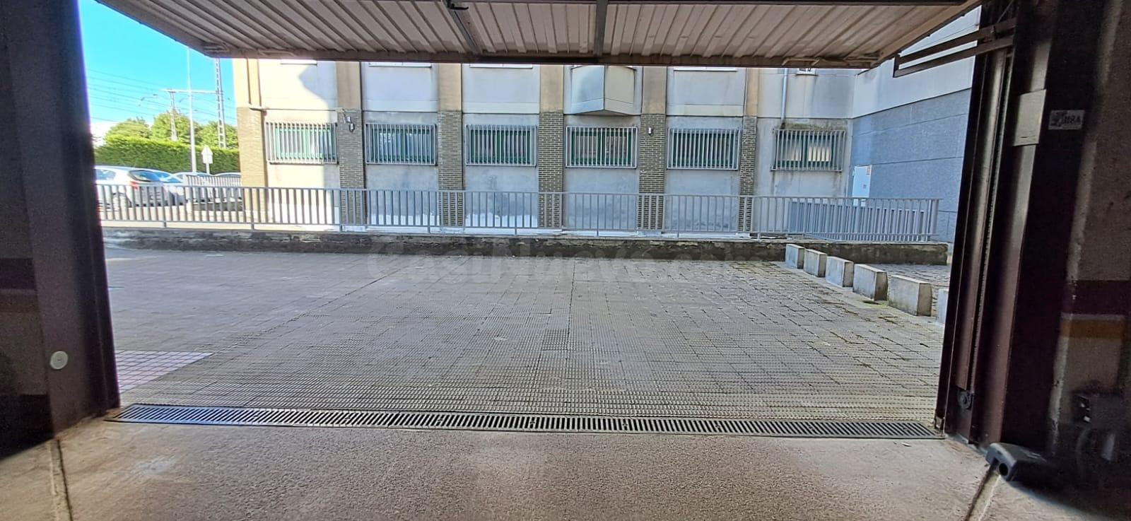 Plazas de garaje Bezana lago - foto 5