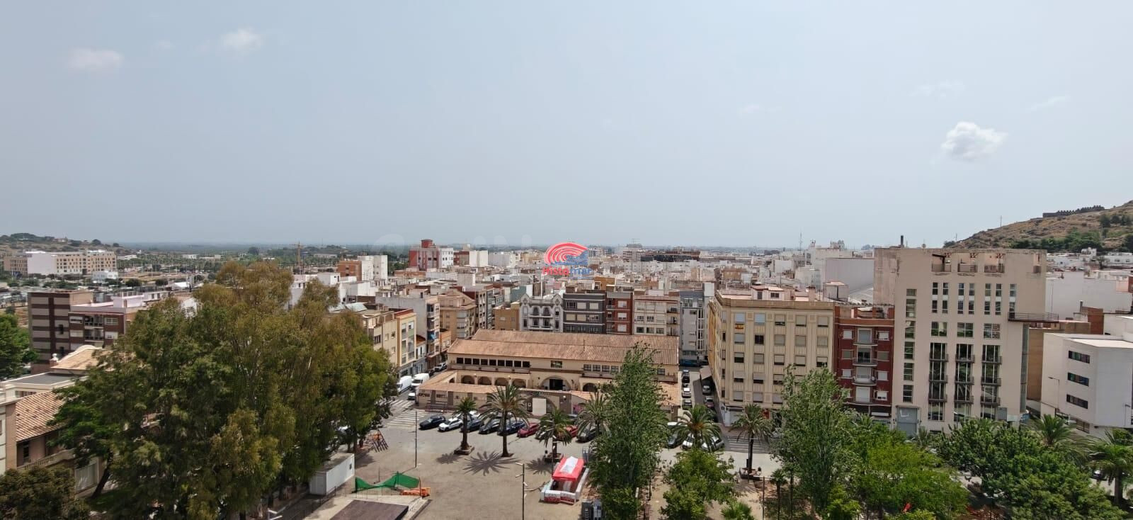 Amplio Piso Reformado en el Corazón de Sagunto con Increíble - foto 2