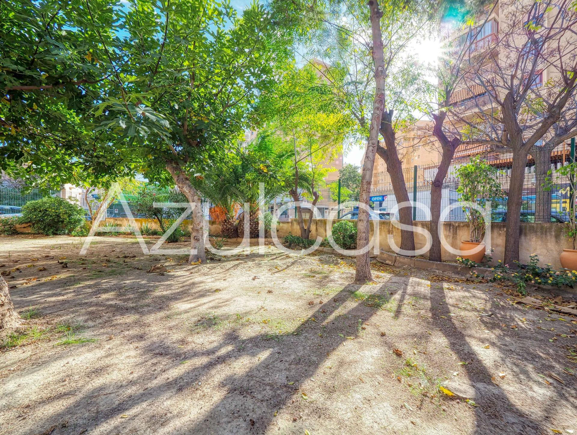 Gran oportunidad de local comercial en venta en Playa de San - foto 3