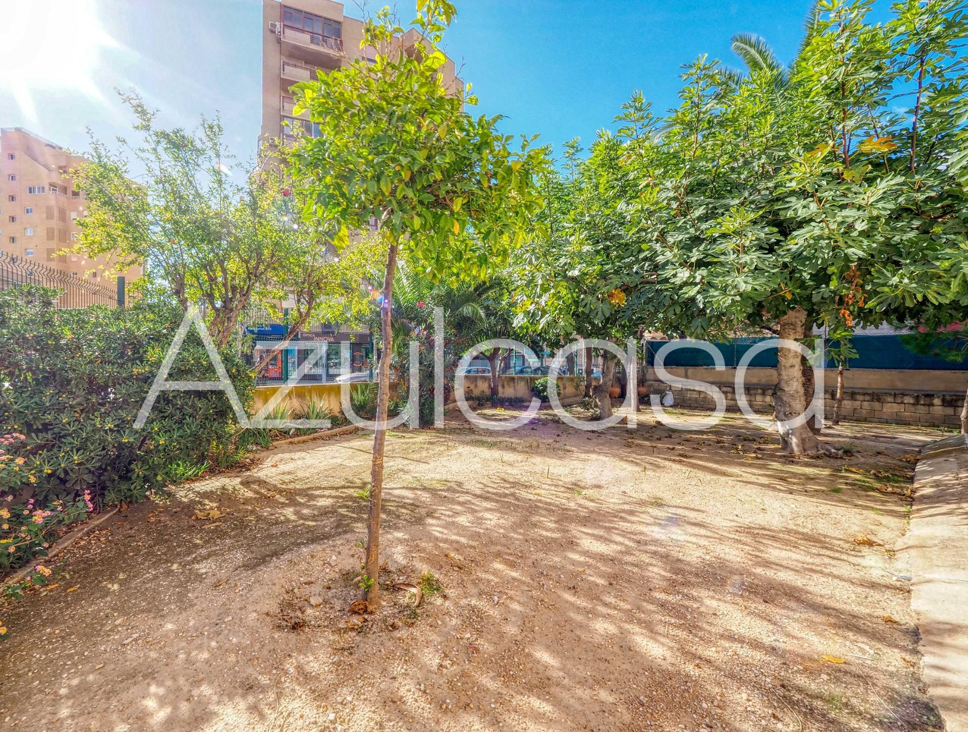 Gran oportunidad de local comercial en venta en Playa de San - foto 5