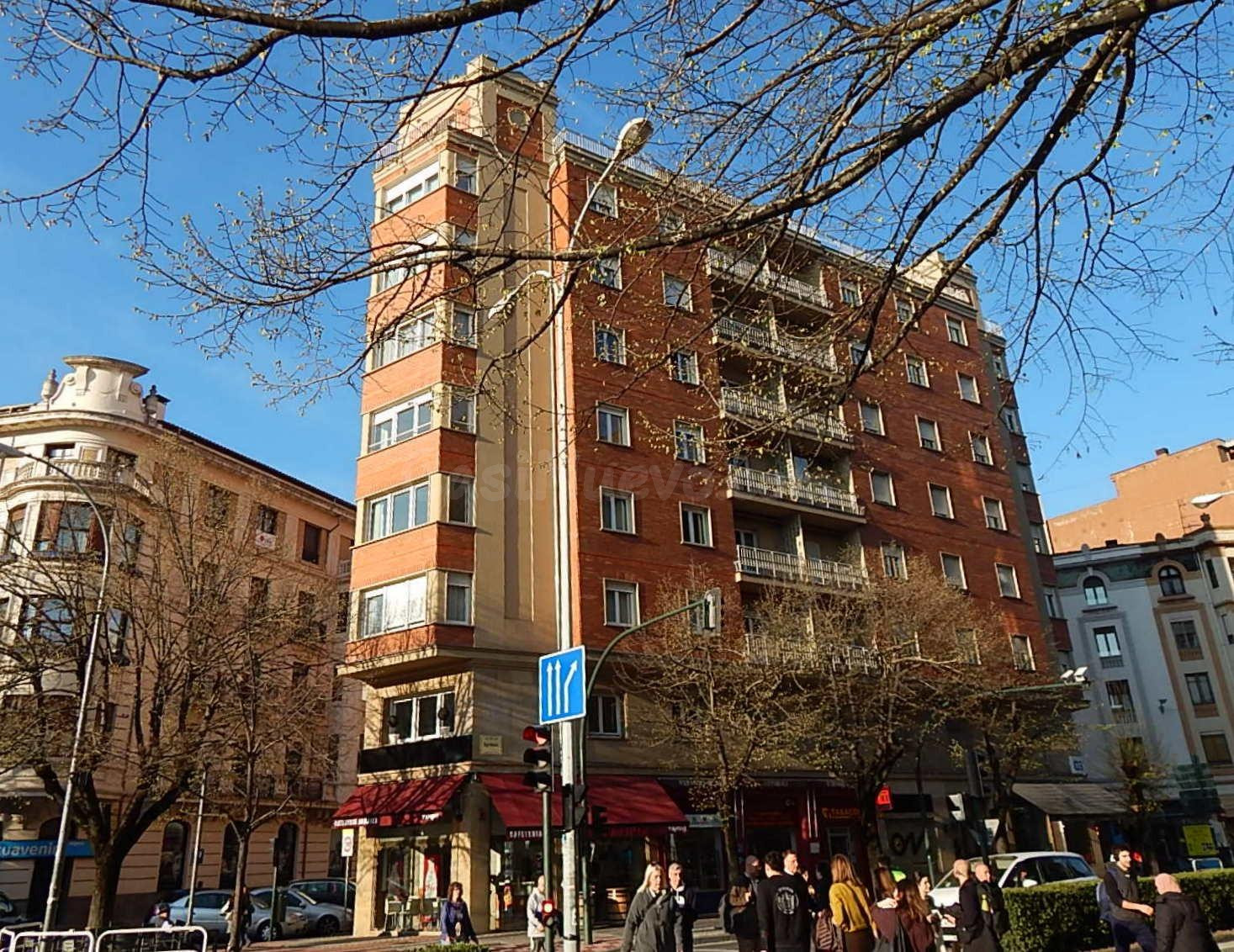 ETXEA, alquila en el centro de Pamplona, oficina de 26 m2