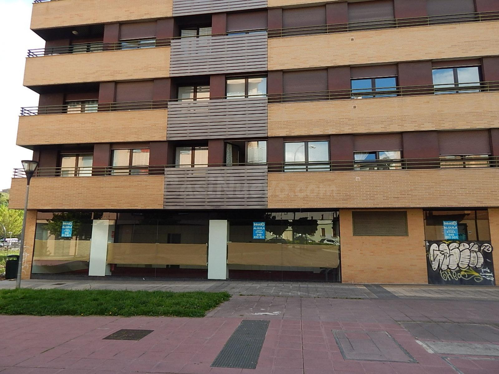 ETXEA alquila local en Rochapea, 183 m2 - foto 2