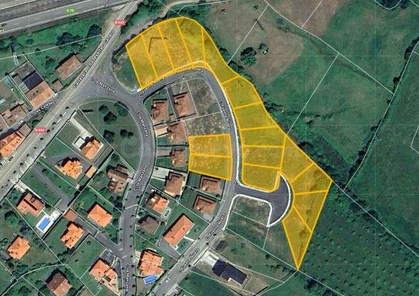 Promoción bancaria – 16 parcelas urbanas en Villaviciosa (UE