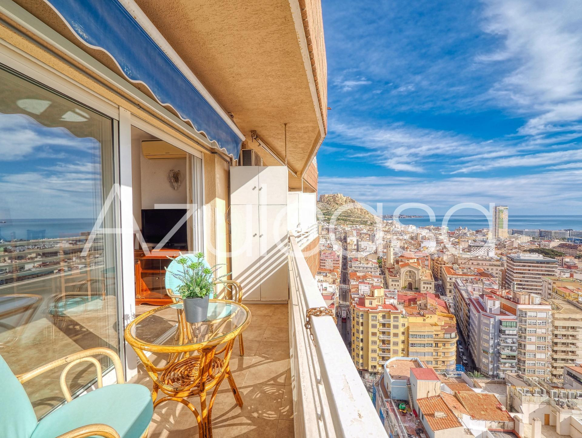 Exclusivo estudio en venta con terraza con vistas despejadas