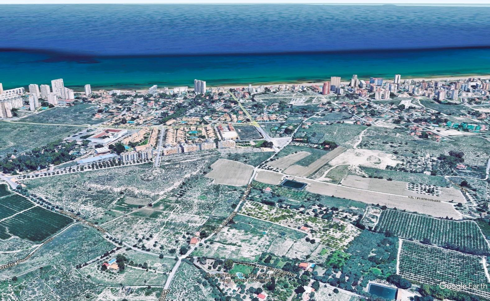Suelo urbanizable con 7.300m2 edificables. - foto 3