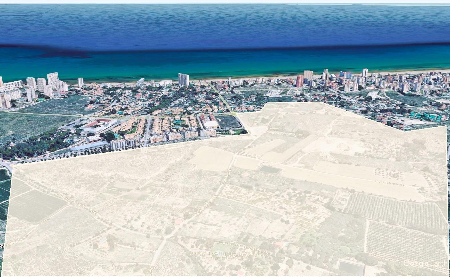Suelo urbanizable con 7.300m2 edificables. - foto 4
