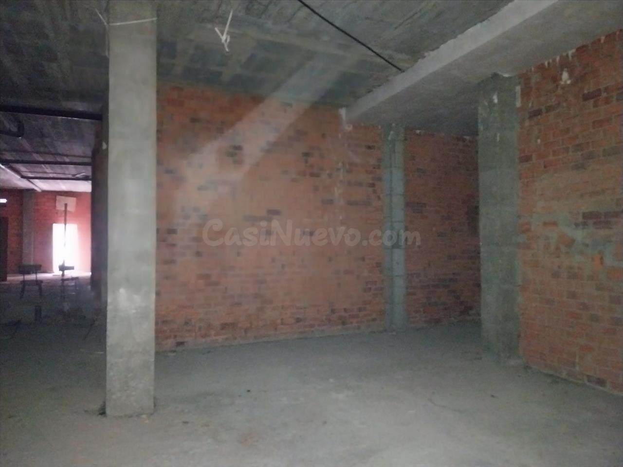Se vende local en Oviedo - foto 5