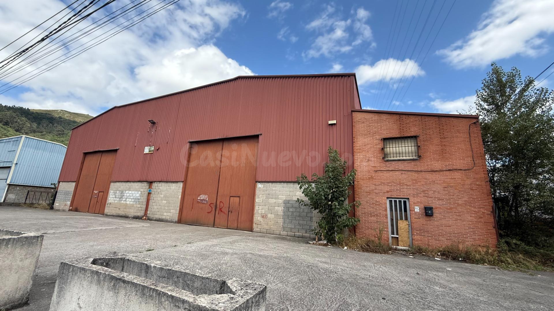 Nave industrial 2395m² en venta - Riaño - Barros - foto 3
