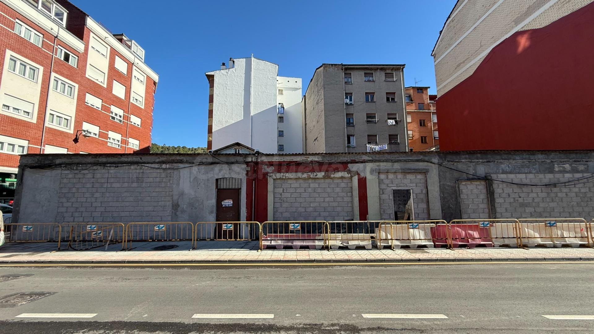 Terreno urbano 139m² en venta - Sama