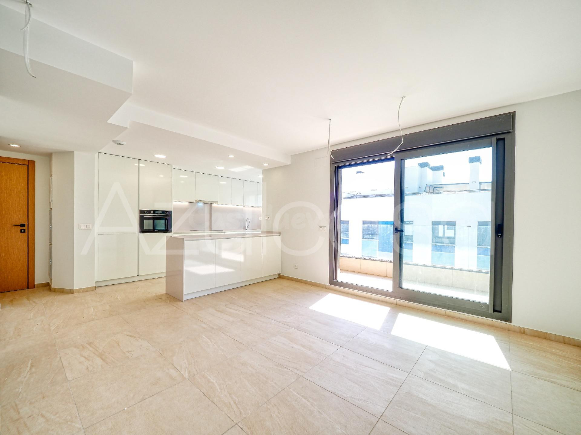 Magnífico ático en venta de 3 dormitorios y 2 baños con 2 pl