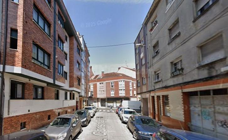 Excelente piso en Gijón - foto 2
