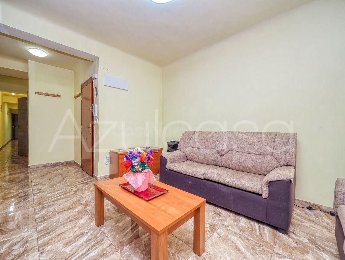 Estupendo piso en venta de 3 habitaciones y 1 baño completo  - foto 3