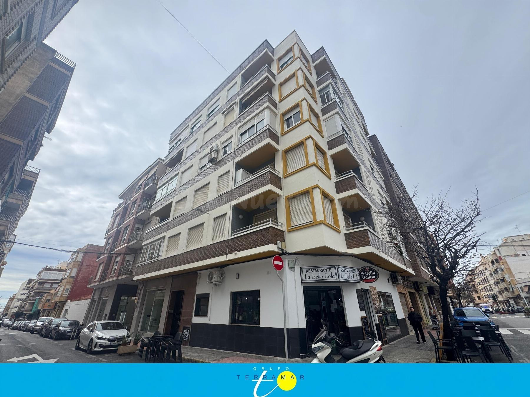 FANTASTICA VIVIENDA TOTALMENTE REFORMADO EN PLENO CENTRO URB - foto 3