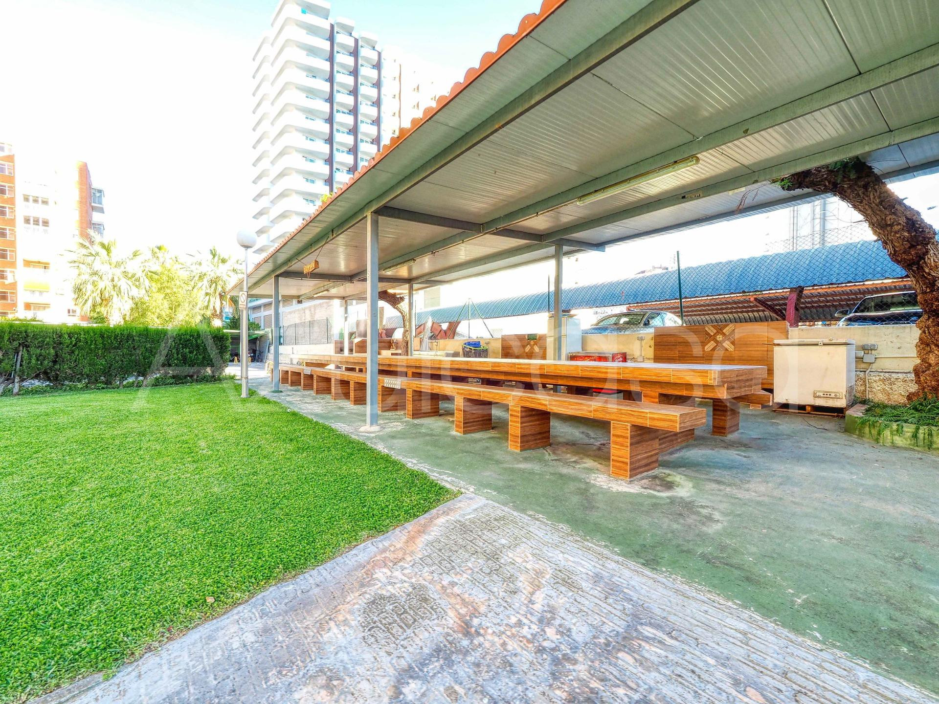 Estupenda vivienda en 3ª linea de playa en Benidorm - foto 5
