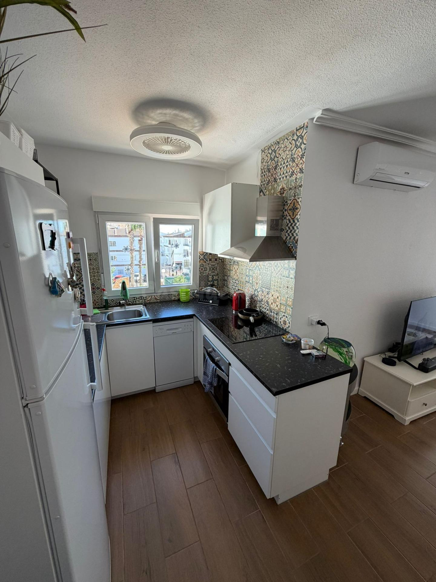 Apartamento reformado de 2 dormitorios – Punta Prima, Cala D - foto 5