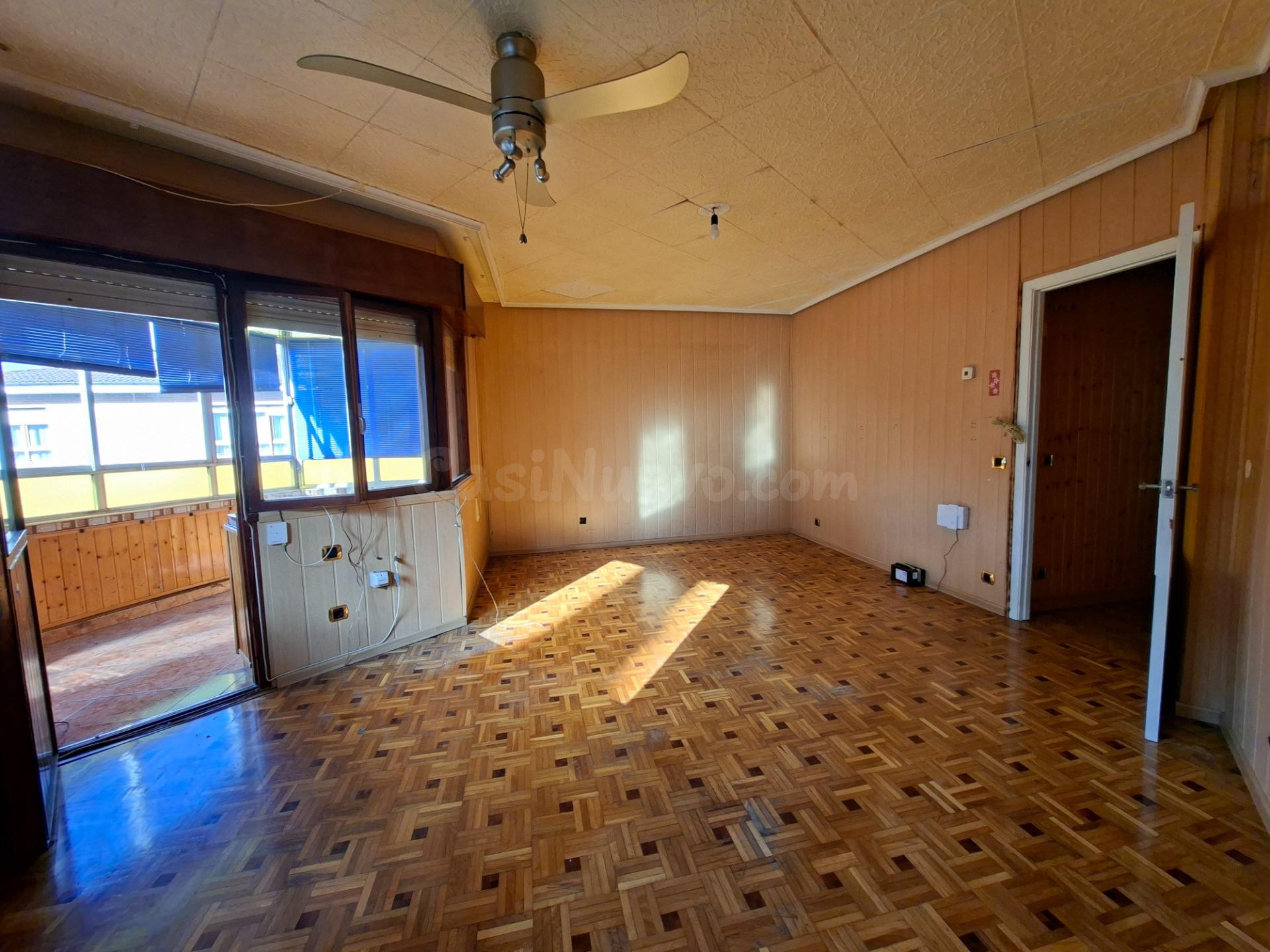 Se vende piso en centro de Lugo de Llanera