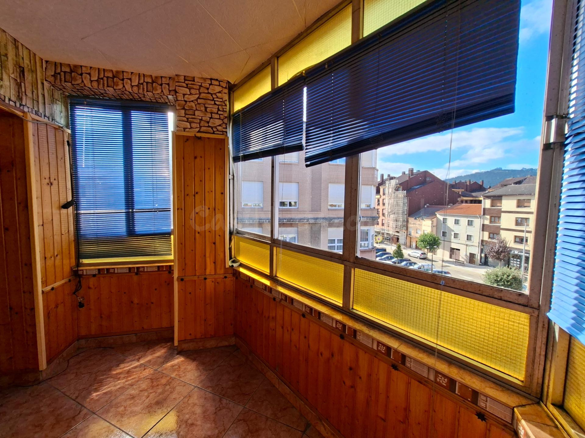 Se vende piso en centro de Lugo de Llanera - foto 4
