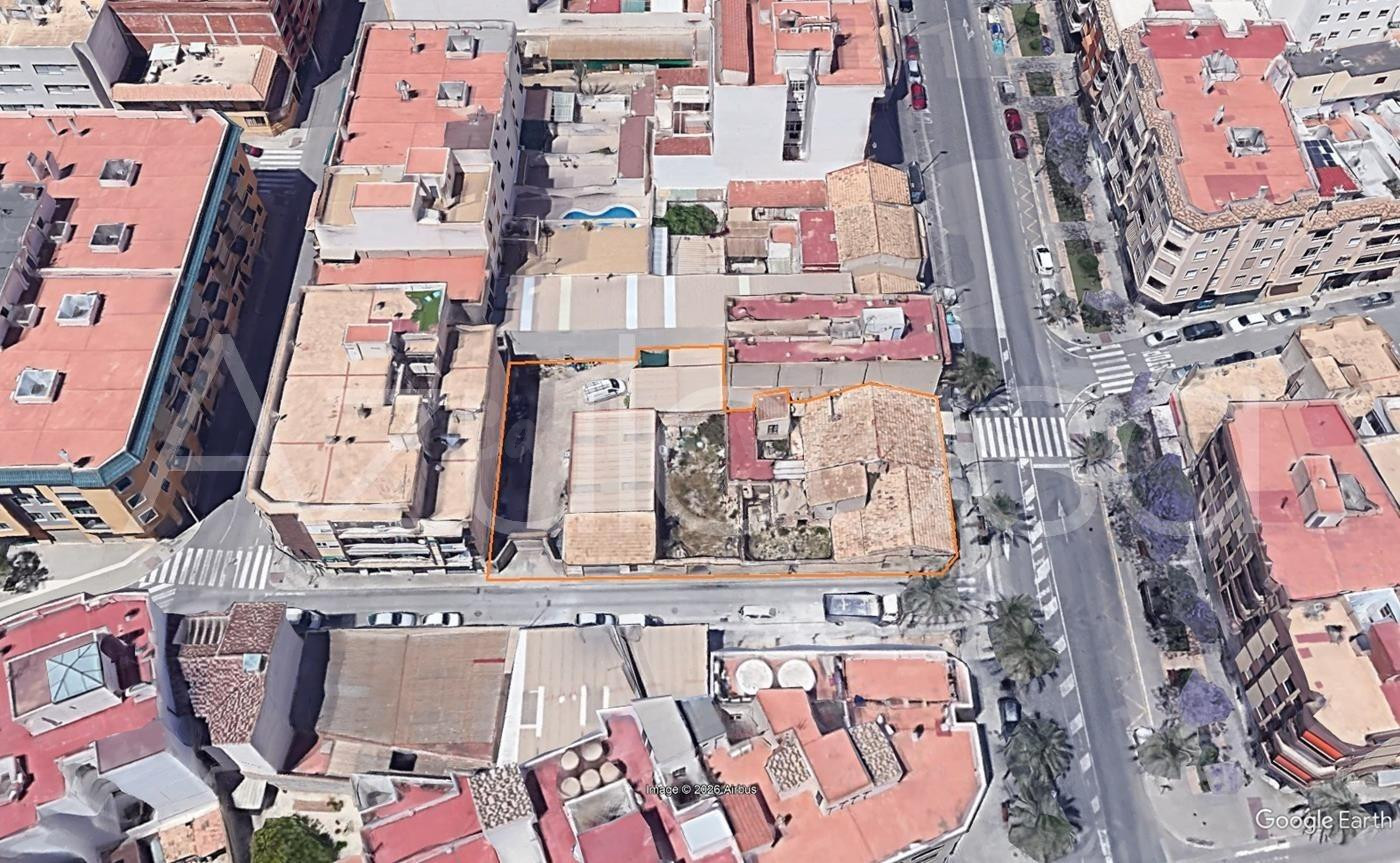 Excelente suelo en esquina en El Altet